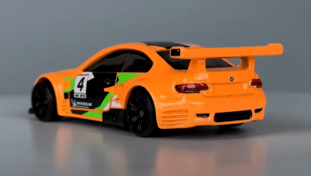 Тематическая Машинка Hot Wheels BMW M3 GT2 Neon Speeders 1:64 HLH72/HRW78 Orange - Retromagaz, image 2