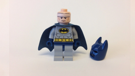 Фігурка Lego DC Batman Light Bluish Gray Suit with Yellow Belt and Crest Super Heroes sh0025a Б/У - Retromagaz, image 2