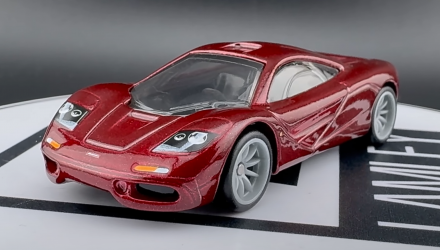 Машинка Premium Hot Wheels McLaren F1 Mr. Bean Exotic Envy 1:64 HKC77 Red - Retromagaz, image 2