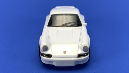 Машинка Базова Hot Wheels '75 Porsche 911 Carrera RS 2.7 Retro Racers 1:64 HKG42 White - Retromagaz, image 5