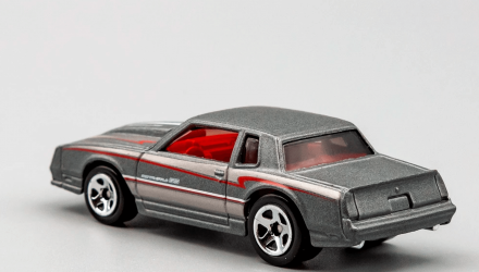 Тематическая Машинка Hot Wheels '86 Monte Carlo SS 50th Anniversary Throwback FRF47 Silver Новый - Retromagaz, image 3