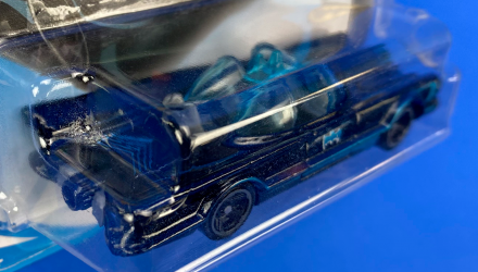 Машинка Базовая Hot Wheels TV Series Batmobile Batman 1:64 FKB53 Blue - Retromagaz, image 5