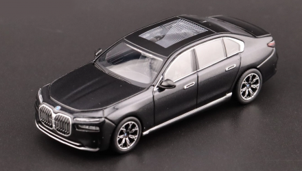 Машинка Premium MINI GT BMW i7 eDrive50 1:64 MGT00802-CH Black - Retromagaz, image 2