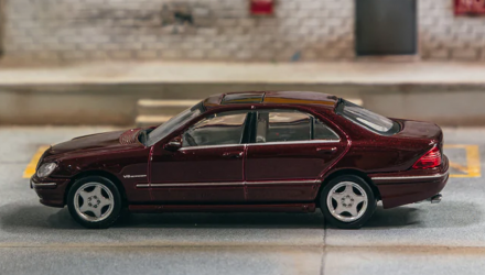 Машинка Premium Tarmac Works Mercedes-Benz S 55 AMG Bordeaux GLOBAL64 1:64 T64G-072-B0 Red - Retromagaz, image 4