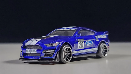 Тематическая Машинка Hot Wheels 2020 Ford Mustang Shelby GT500 Gran Turismo 1:64 HRV66 Blue - Retromagaz, image 1