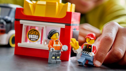 Конструктор Lego Вантажівка з Картоплею Фрі City 60488 Новий - Retromagaz, image 8