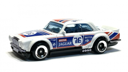 Машинка Базова Hot Wheels Jaguar XJC V12 Coupe Turbo 1:64 HYW54 White - Retromagaz, image 3