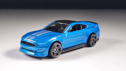 Машинка Базовая Hot Wheels Ford Shelby GT350R Muscle Mania 1:64 HCW36 Blue - Retromagaz, image 3