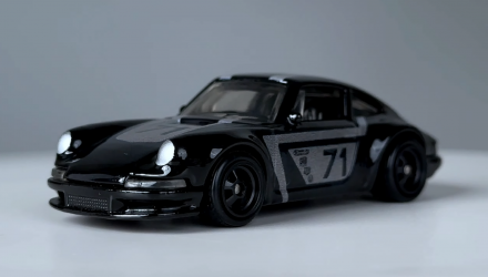 Машинка Premium Hot Wheels '71 Porsche 911 Chase Race Day 1:64 HKC81 Black - Retromagaz, image 1