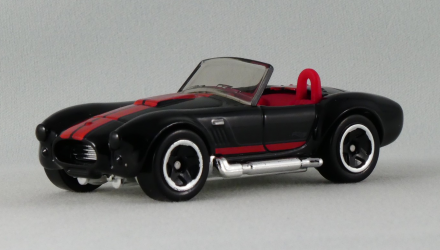 Машинка Базовая Hot Wheels Shelby Cobra 427 S/C Roadsters 1:64 GHC75 Black - Retromagaz, image 5