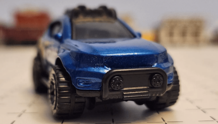 Машинка Базова Hot Wheels Volvo XC40 Recharge Green Speed 1:64 HTB79 Metallic Blue - Retromagaz, image 4