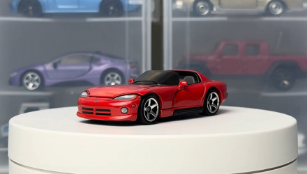 Тематическая Машинка Matchbox 1992 Dodge Viper RT10 Moving Parts 1:64 JHV40 Red - Retromagaz, image 1