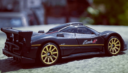 Машинка Базова Hot Wheels Pagani Zonda R Exotics 1:64 HCT02 Black - Retromagaz, image 4