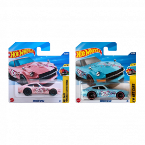 Набор Машинка Базовая Hot Wheels Datsun 240Z Art Cars 1:64 JJB80 Blue  + Pink Набор Машинка Базовая Hot Wheels Datsun 240Z Art Cars 1:64 JJB80 Blue  + Pink - Retromagaz