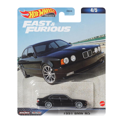 Машинка Premium Hot Wheels 1991 BMW M5 Fast & Furious 1:64 HNW46/HKD28 Black - Retromagaz