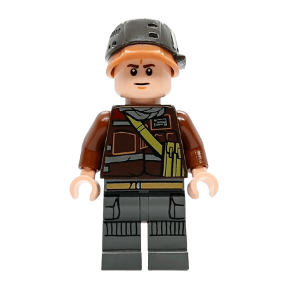 Фігурка Lego Private Calfor Trooper Light Nougat Head Helmet with Pearl Dark Grey Band Star Wars Рух Опору sw0805 Б/У - Retromagaz